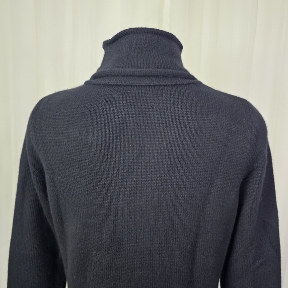 Neiman Marcus Black Cashmere Mockneck Sweater Unique Cuffs Size Large - Picture 11 of 12